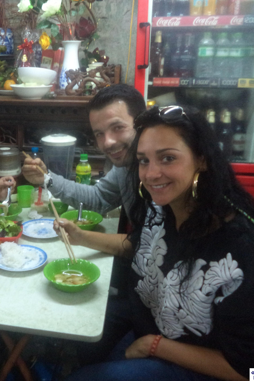 Hanoi: Old Quarter Street Food Walking Tour with 10 Tastings - Who should book this tour, and who might skip