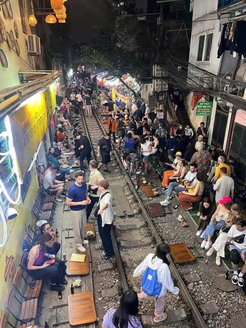 Hanoi: Old Quarter Street Food Walking Tour with Guide - Pho, Bun Cha, and Banh Cuon: The Core Hanoi Comforts