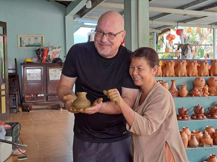 Hanoi Outskirts: Bat Trang Ceramic Village Tour by Jeep - Getting out of Hanoi: the Legend Jeep start from Dong Xuan