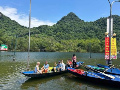 Hanoi: Perfume Pagoda - Yen Stream Boat Ride, Lunch & Cave - Getting there: Old Quarter pickup, the parking-to-stream electric car, and timing