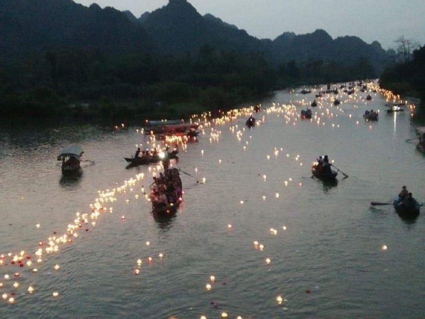 Hanoi: Perfume Pagoda - Yen Stream Boat Ride, Lunch & Cave - Lunch at a local spot: fuel before Thien Tru Pagoda