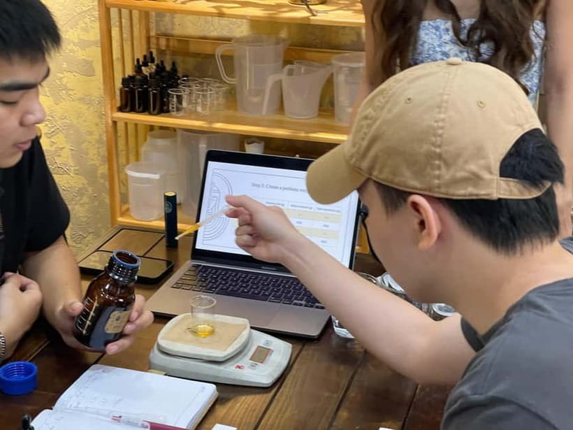 Hanoi Perfume Workshop - Crafting Your Perfect Scent - Make it yours: creating and keeping your 10ml bottle