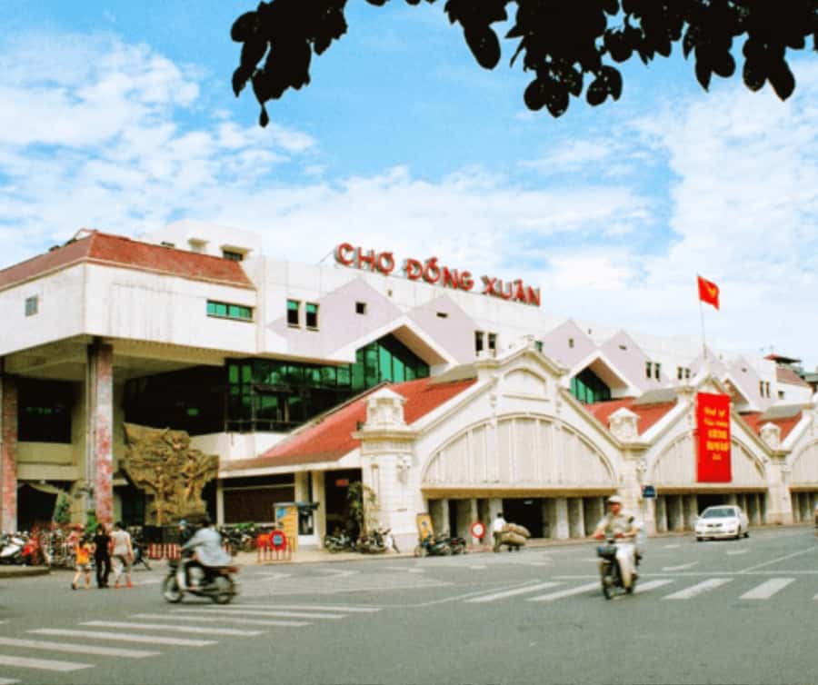 Hanoi: Private Half-day City Highlights and Hidden Gems Tour - Ba Dinh Square and Ho Chi Minh Mausoleum: a solemn start