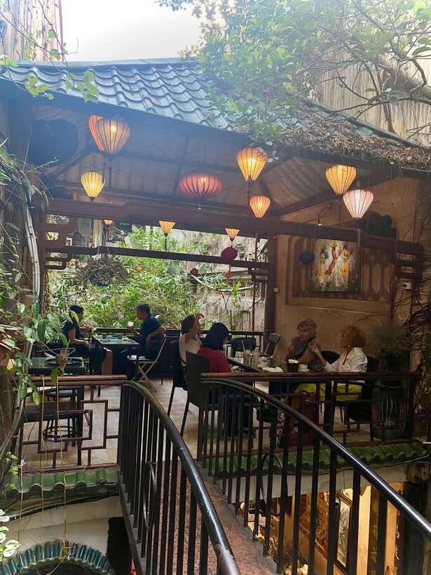 Hanoi Street Food, Coffee Tastings, Alleys Walking Tour - Price and value: why $26 per person can work here