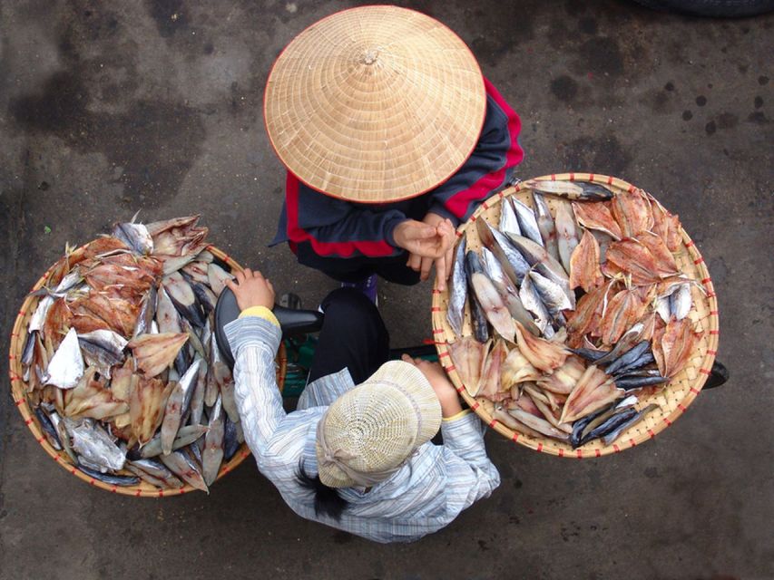 Hanoi: Street Food Experience with 5 Food Stops - Dong Xuan Market: where the smells and stories begin