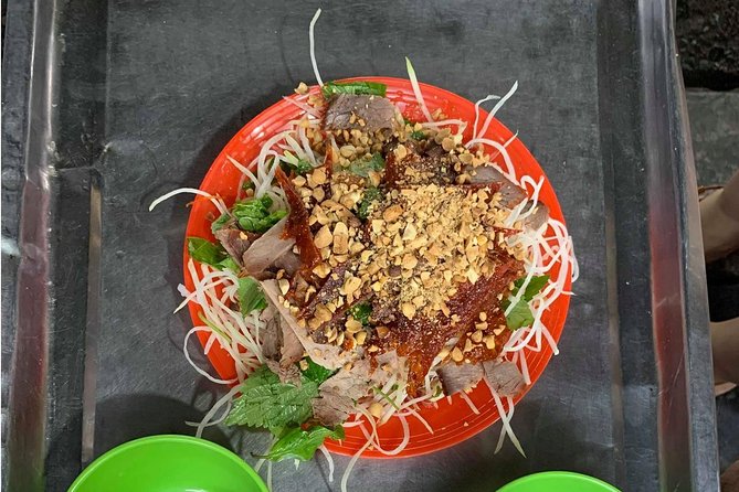 Hanoi Street Food + Night Life Tour - Seven tastings in motion: from noodle soup and pancakes to egg coffee and the adventurous bites