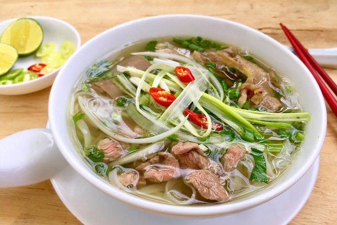 Hanoi Street Food: Small Group Walking Tour with Real Foodie - Bun Cha and Pho: The Comfort Food Core