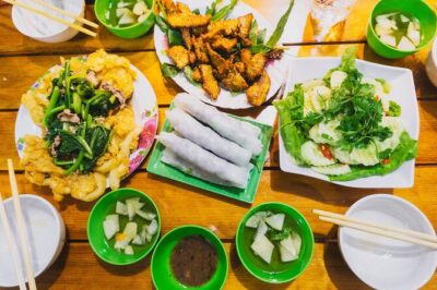 Hanoi Street Food Tour and MORE - The local market lesson: learning what to watch for when you eat again