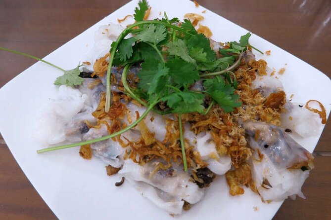 Hanoi street food tour (Private tour) - Stop 3: Railway Tuan Cafe (The Original) and Watching Hanoi in Use
