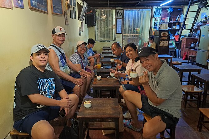 Hanoi Street Food Tour with Local Guide - Meet Anna nguyễn and Start in the Old Quarter