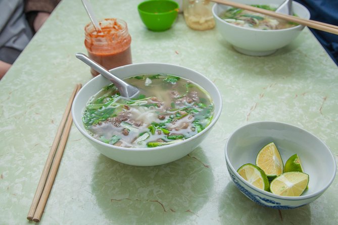 Hanoi Street Food Walking Tour and Water Puppet Show - Why This Hanoi Street Food Walk Hits the Sweet Spot
