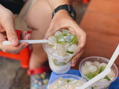 Hanoi Stroll & "Rolling" Street Food Walking Tour - Meeting at 38 Bat Su: Starting Location and the Walking Rhythm