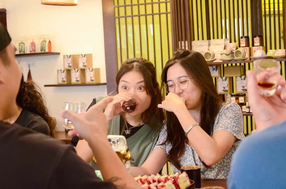 Hanoi: Taste Fresh Lotus Tea Ceremony & Untold Stories - The fresh lotus stamen smell test (and how not to get fooled)