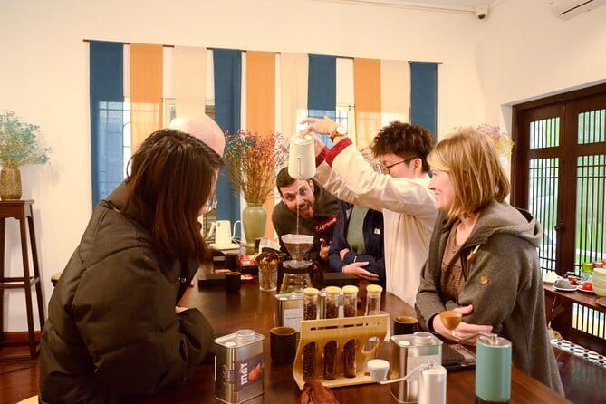 Hanoi Tea Workshop: Specialty Fresh Lotus Tea from West Lake - What you’re really learning: Trà Sen Hồ Tây, explained simply