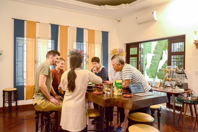 Hanoi Tea Workshop: Specialty Fresh Lotus Tea from West Lake - What I take from the quality signals (from their teaching style)