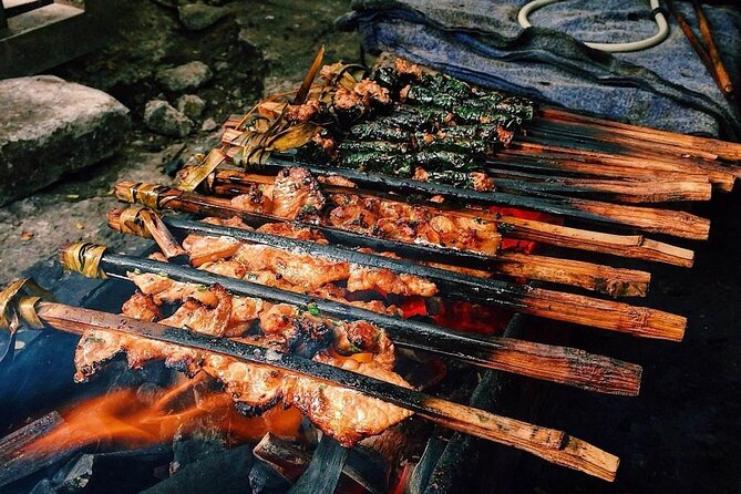 Hanoi The Best Street Food Experience | VEGETARIAN OPTION - Street food, but with rules: why this Hanoi route feels easier