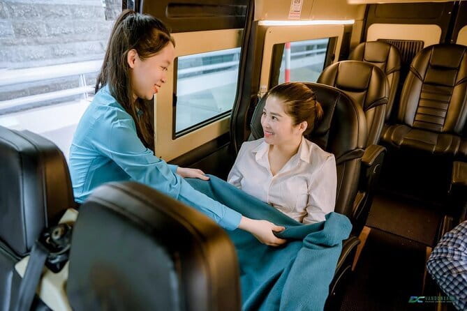 Hanoi to Halong Bay Limousine Bus Transfer - Key things to know before you ride