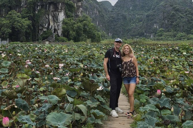 Hanoi to Ninh Binh Day Trip: Mua Cave, Trang An Boat Ride - Lunch - Mua Cave: nearly 500 steps to a real panoramic reward