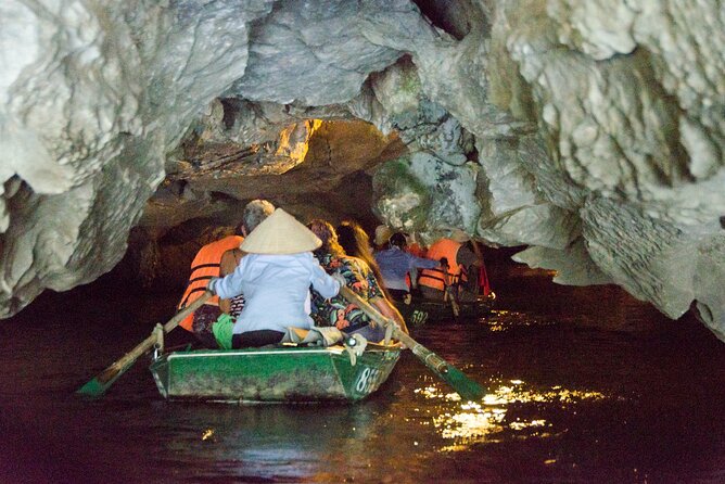 Hanoi to Ninh Binh Private Day Tour : Bai Dinh Trang An Mua Cave - Mua Cave: climb 500 stone steps for the Tam Coc panorama