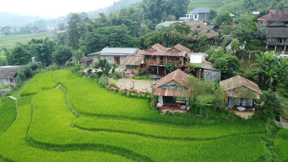 Hanoi to Sapa: Terraced Fields, Culture & Cuisine – 3 Days - Day 1: Hanoi to Sapa by cabin VIP bus, then Cat Cat village