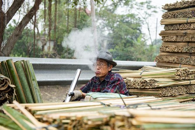Hanoi Traditional Craft & Ancient Beauty (Day Trip) - Duong Lam Ancient Village: Lanes, Heritage, and Slow Travel Time