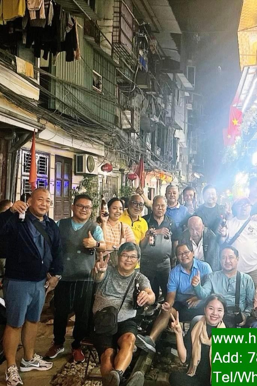 Hanoi Train Street +Best Street Food eating in old quarter - Meeting at 78A Trần Nhật Duật: Start Like a Local