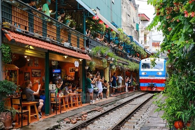 Hanoi Train Street Food Walking Tour - Starting at Kim Tours: The Easy Beginning and the Welcome Drink