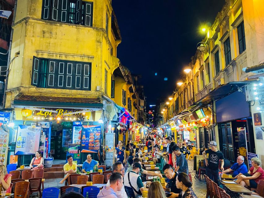Hanoi: Vegan Street Food & Stories - Phố Hàng Bè market visit: watch how daily meals get built
