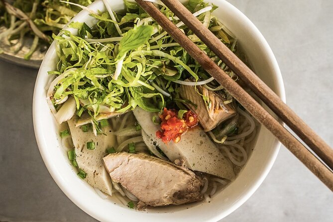 Hanoi Vegan Street Food Tour and Train Street - Guide quality: why names like Chip, Emely, and Sarah matter