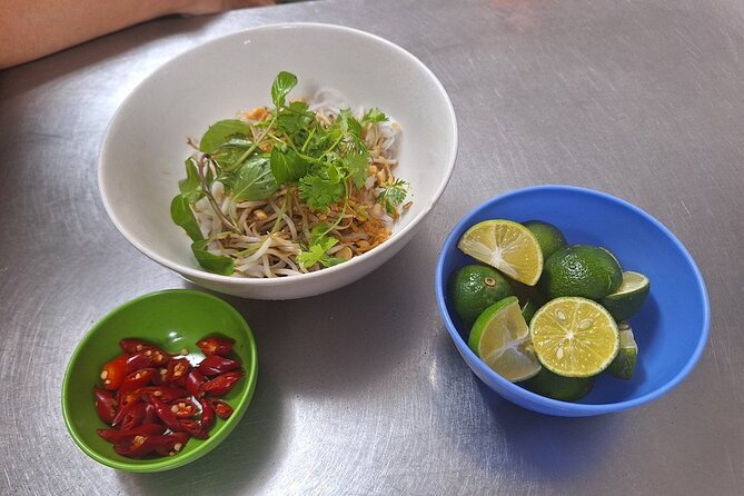 Hanoi Vegan Walking Street Food Tour in Old Quarter - Why the Guide Matters More Than the Menu