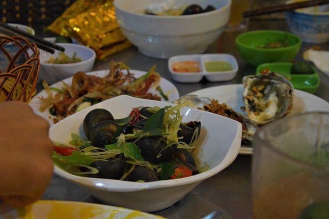 Hanoi Vespa Tours: Hanoi After Dark Vespa Food Tours - Duờng Tầu ride through the Old Quarter: lantern light meets street snacks
