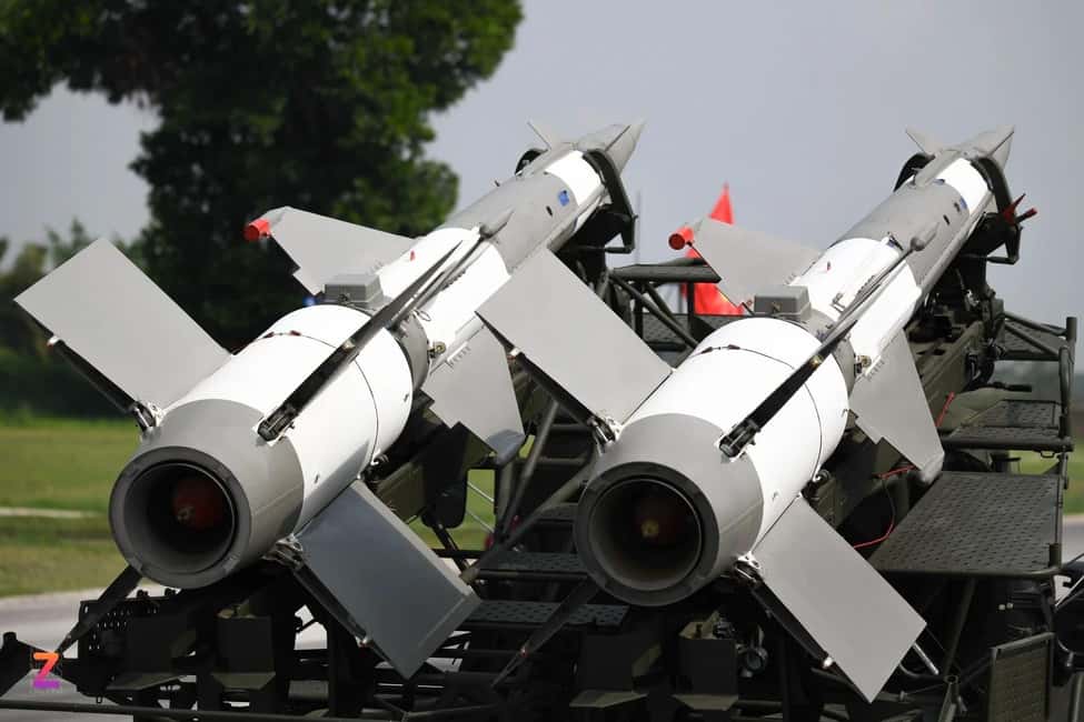 Hanoi: Vietnam Military History Museum and Hanoi Museum Tour - Key Things You’ll Notice Right Away