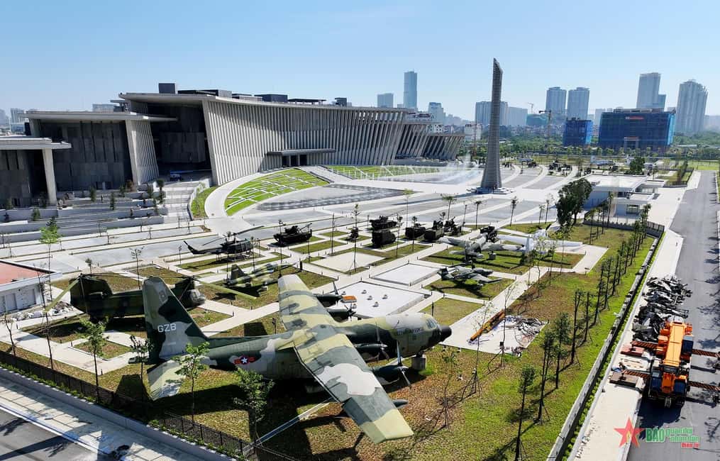Hanoi: Vietnam Military History Museum and Hanoi Museum Tour - A Smart Way to See Two of Hanoi’s Biggest Museums
