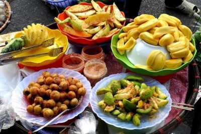 Hanoi Walking Foodie Tour by night - Your 3-hour route: from beef vermicelli to egg coffee