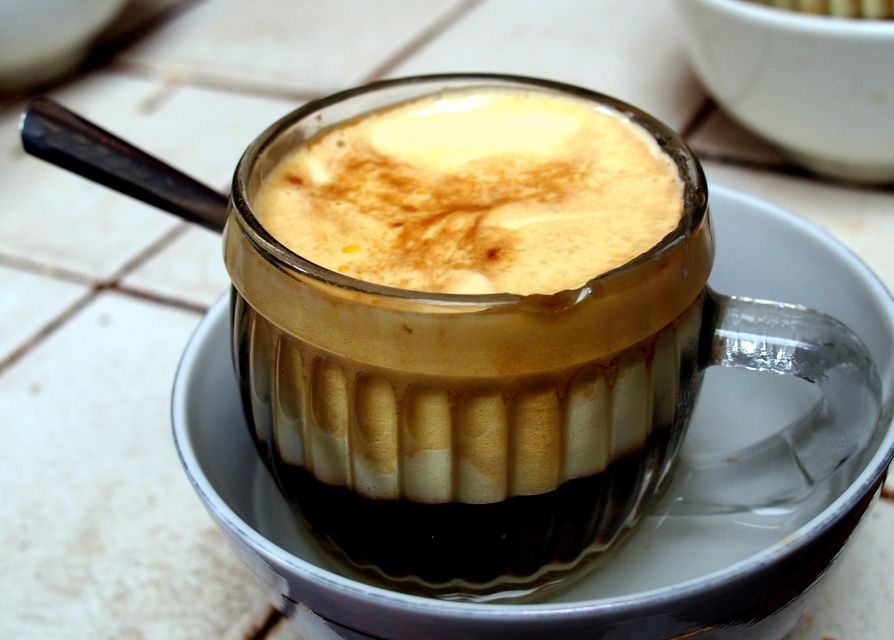 Hanoi: Walking Street Food Tour & Train Street w/Local Guide - The dessert stop you won’t skip