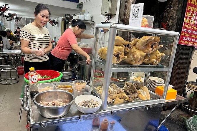 Hanoi Walking Street Food Tour with Train Street - Food and Cultural Stops: How the Tour Feels Local (Not Scripted)