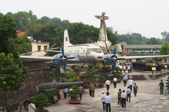 Hanoi War Sites Walking Tour - Stop 2: Hoa Lo Prison, the Hanoi Hilton you’ll want time for