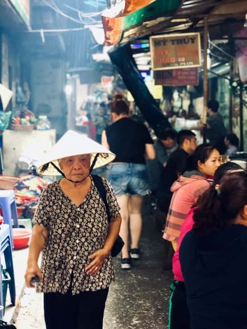 Hanoi:Half-day City Highlights and Hidden Gems Tour - Hoan Kiem Lake, Opera House, and the Old Quarter Fade-Out