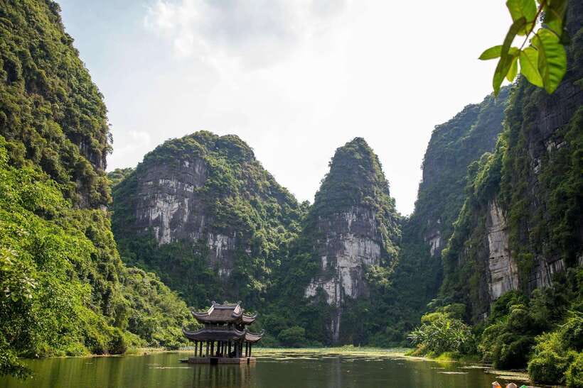 Hanoi:Ninh Binh-Trang An-Mua Cave-Hoa Lu&Cycling BEST SELLER - One-Day Hanoi to Ninh Binh: How the Timing Actually Feels