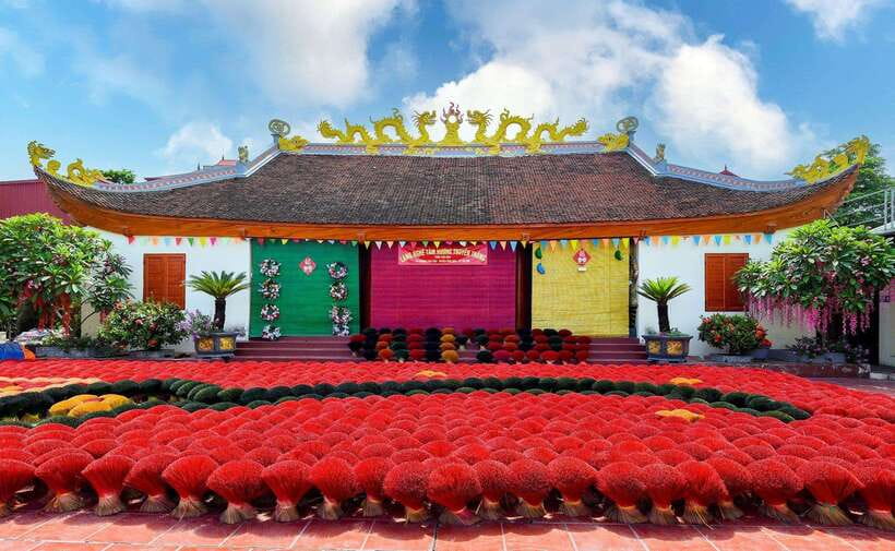 Hanoi's artisan trail:Incense Village,Hat,Lacquer & Train St - Price and value: is $36 worth it?