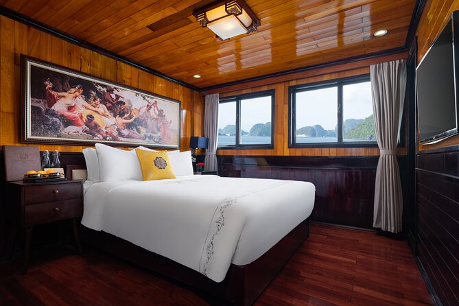 HERA CLASSIC Boutique Cruise Halong Bay 2 Days 1 Night Trip - Your Cabin on a Boutique Cruise: Private Bathroom Comfort