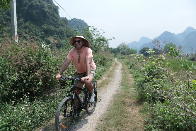 Hidden Ninh Binh Luxury Full Day Group Tour (Tam Coc - Hoa Lu) - The family home visit in Tam Coc: small, memorable, and human