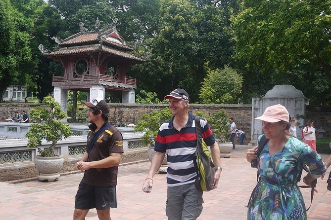 Highlight- Hanoi city tour and Cycle around old quarter - Vietnam Museum of Ethnology: 54 ethnic groups in one structured hour