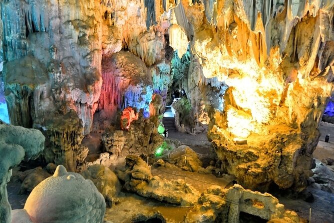 Highlight of Hanoi 5 Days Package - Day 4 in Ninh Binh: Hoa Lu Temples, Trang An Boat Caves, and Mua Cave Views