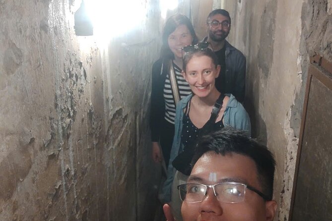 Highlights and Secrets of Hanoi Old Quarter Through Train Street - Dền Ngọc Son: A Short Stop That Adds Cultural Context