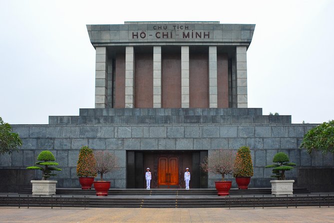 Highlights of Hanoi Full-Day City Tour - Tran Quoc Pagoda on West Lake: a 6th-century pause