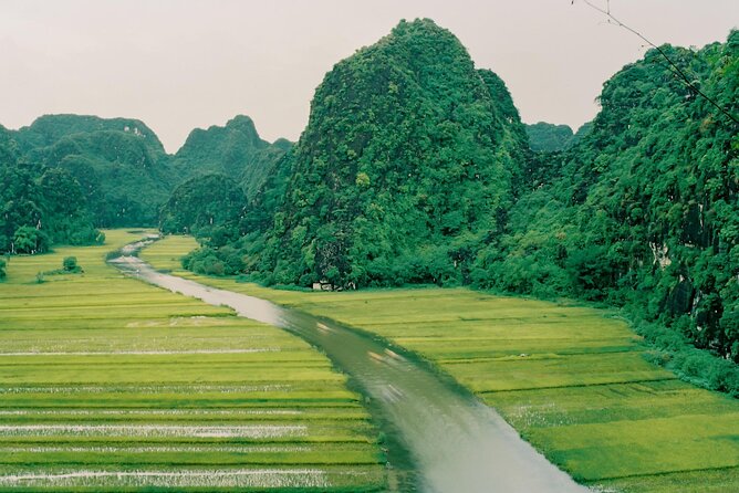 Highlights Of Vietnam and Cambodia In 10 Days - Halong Bay sunrise cruise: tai chi, limestone caves, and seafood