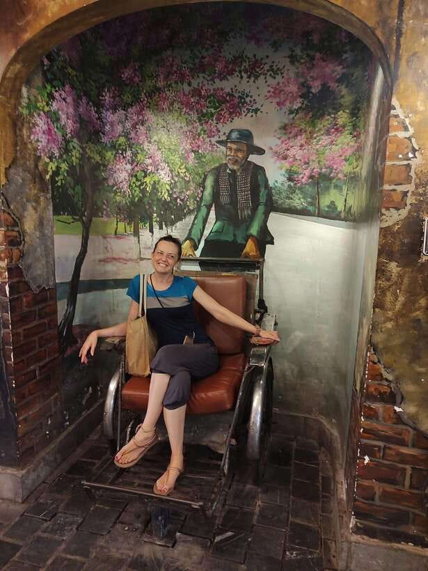 Hoa Lo Prison and Little Paris in Hanoi - The secret stop: why a local guide changes everything