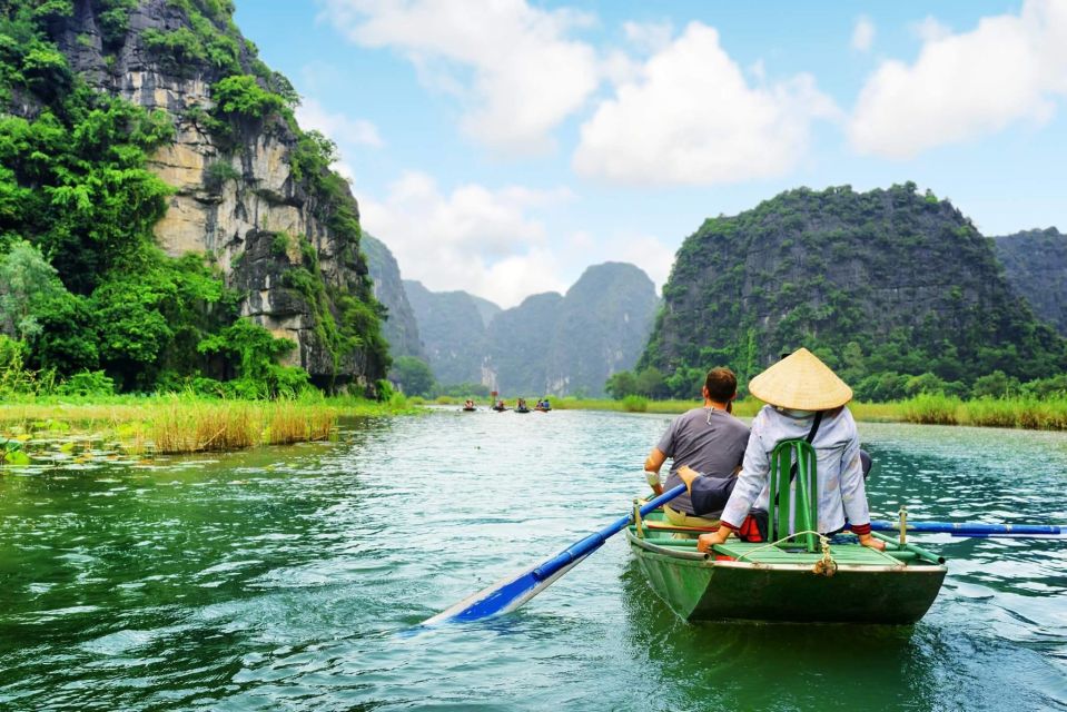 Hoa Lu, Mua Cave and Trang An Small-Group Boat Tour - Cycling Around the Village: A Brief Look at Daily Life