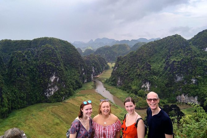 Hoa Lu - Mua Cave - Tam Coc/Trang An - DELUXE Small Group Tour - Hanoi pick-up, then south to Ninh Binh